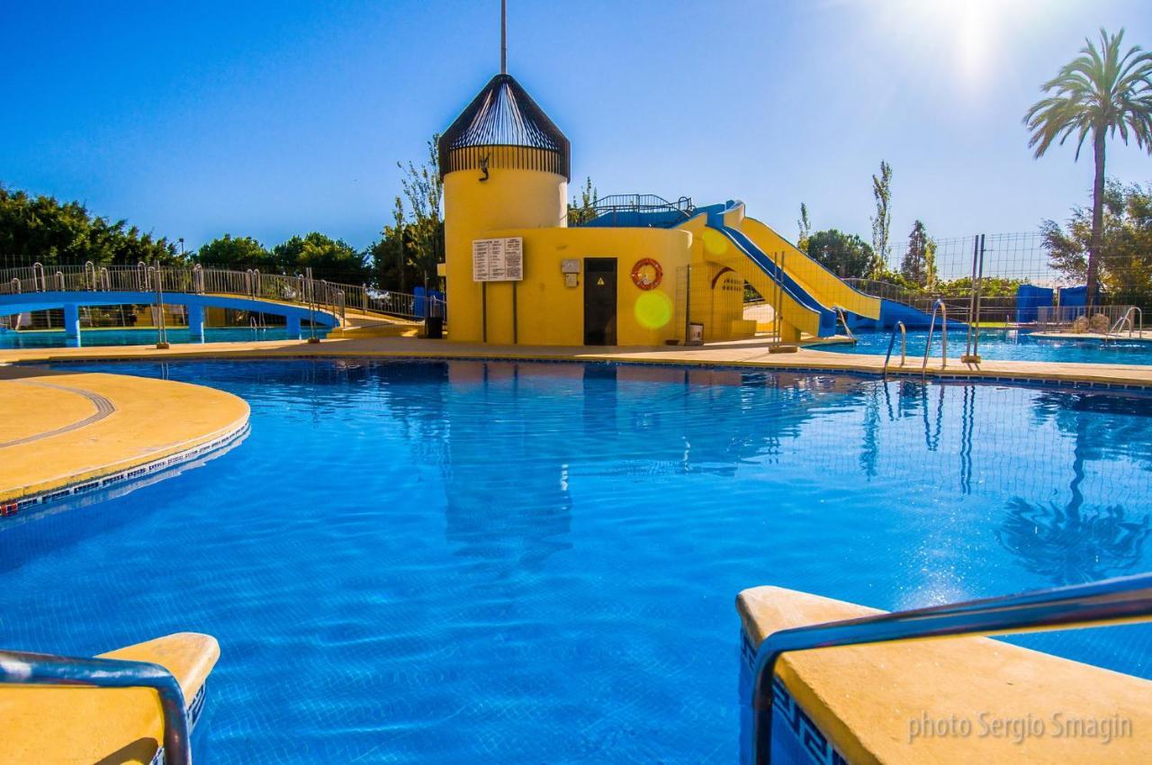 137 Minerva Apartamentos - Vista Al Mar - Piscina Y Playa - Cercano A Tren, Restaurantes Y Tiendas Benalmádena Esterno foto